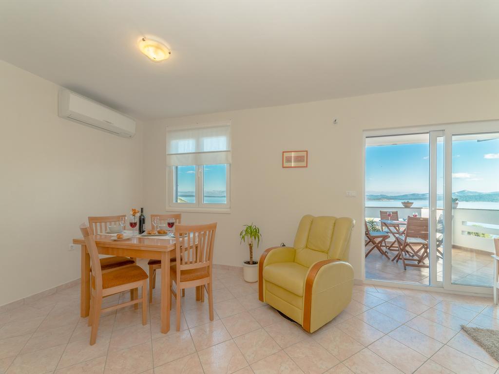 Holiday House Mareta, Sea View Dragove Exterior foto